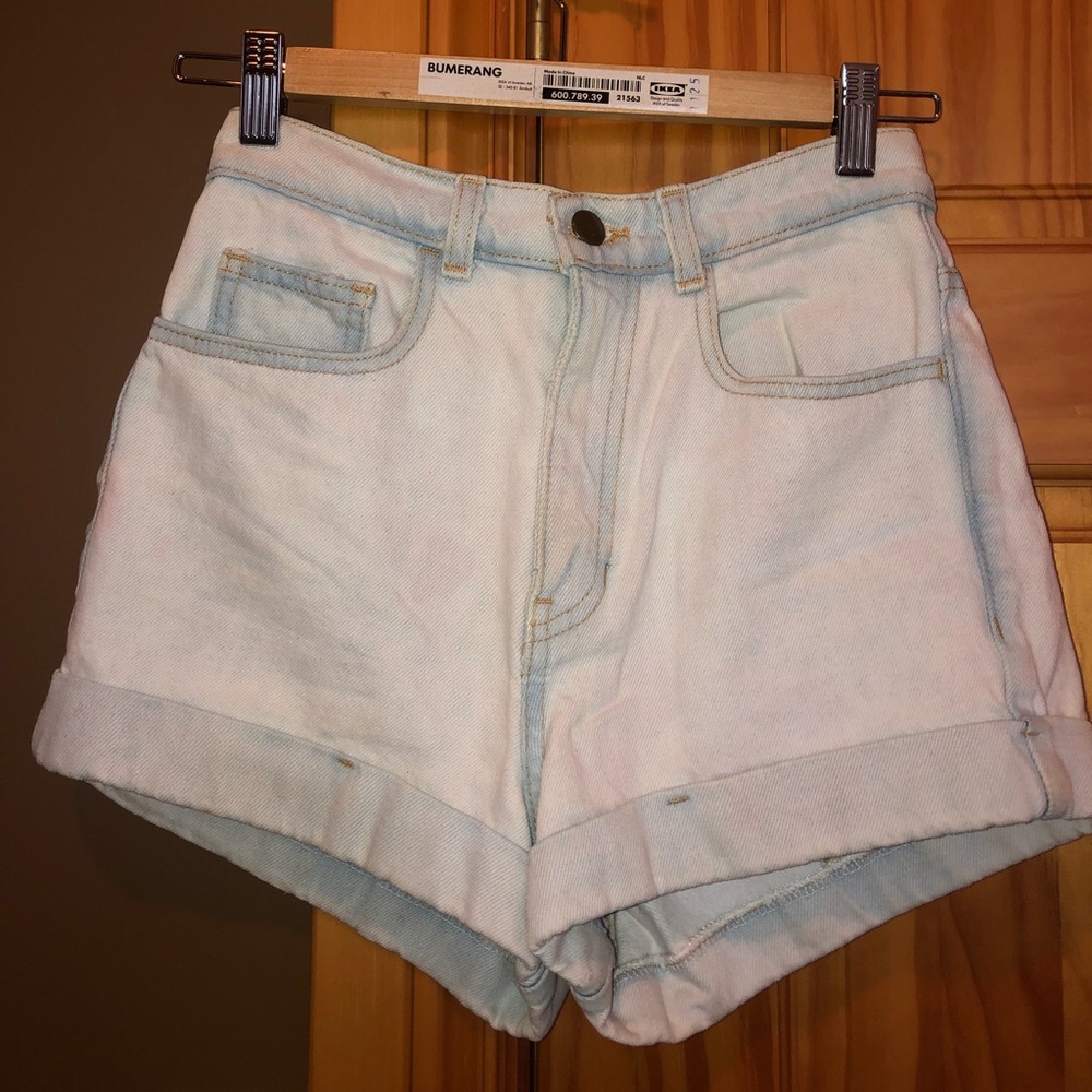HIGH WAISTED AMERICAN APPAREL JEAN SHORTS
